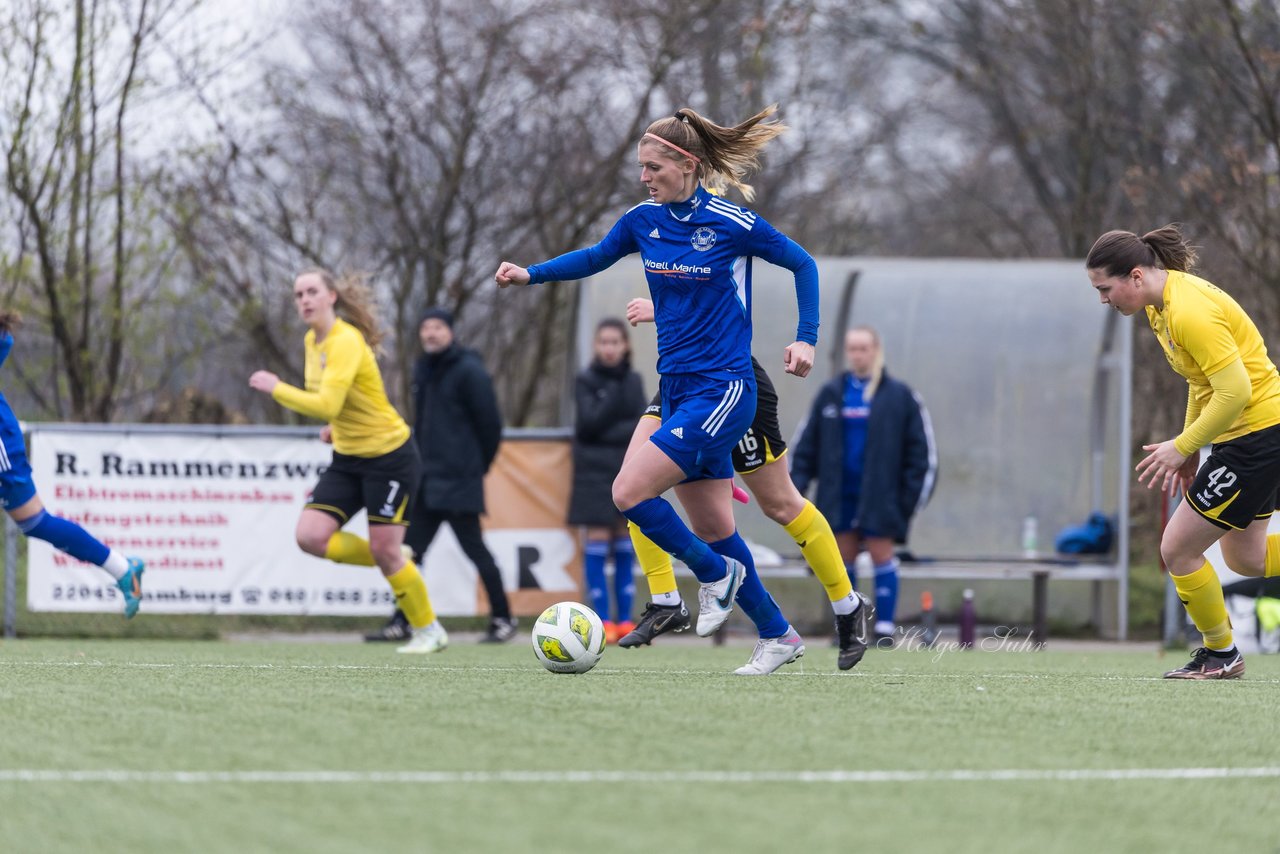 Bild 422 - F SSC Hagen Ahrensburg - SV Frisia Risum-Lindholm : Ergebnis: 1:2